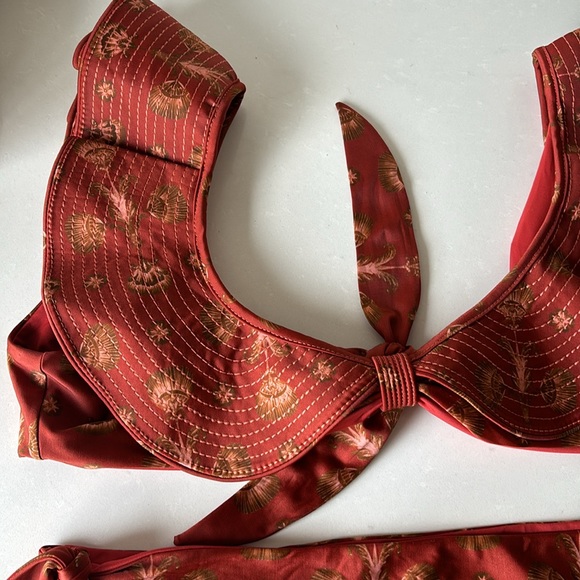 ♥️… Johanna Ortiz Bikini - Picture 2 of 4